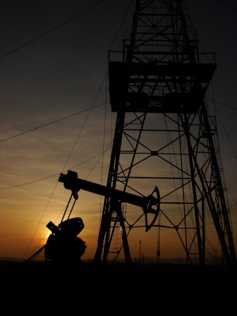 IELTS Model Essays - Oil Drilling