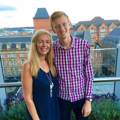 Experienced teacher with a clear accent available for lessons